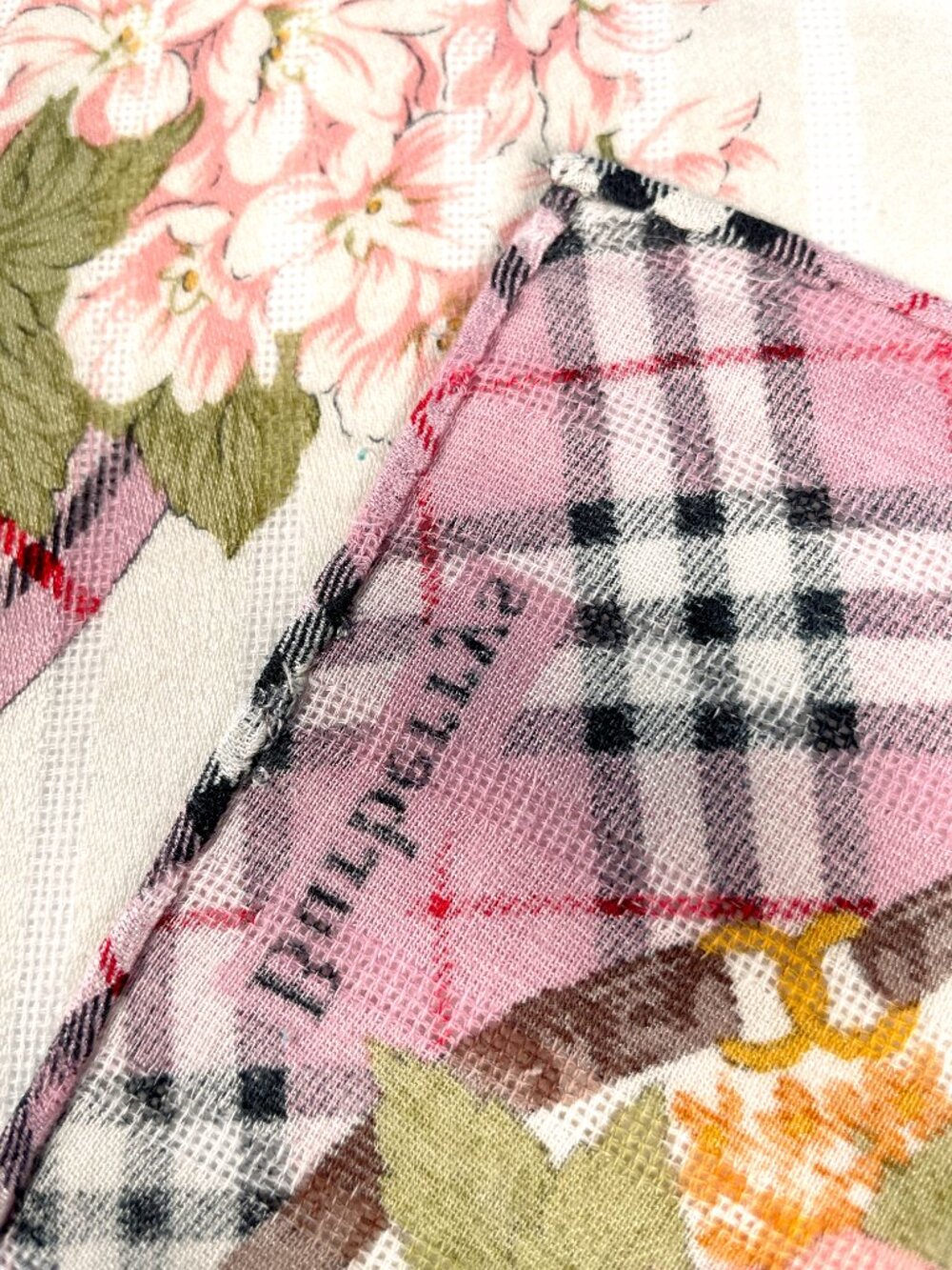Vintage Burberrys Floral Plaid Cotton Scarf - Picture 10 of 10